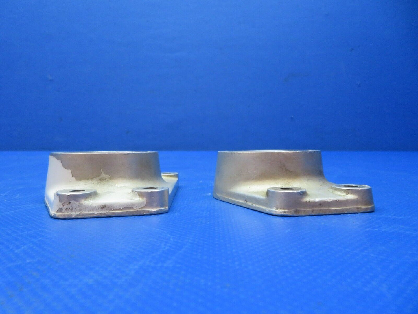 Cessna 401 / 401A Nose Gear Retainer Bearing 0842007-2 LOT OF 2 (1223-356)