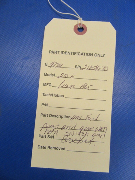 Cessna 210 E Aux Fuel Pump & Gear Warning Switch & Bracket (0618-16)