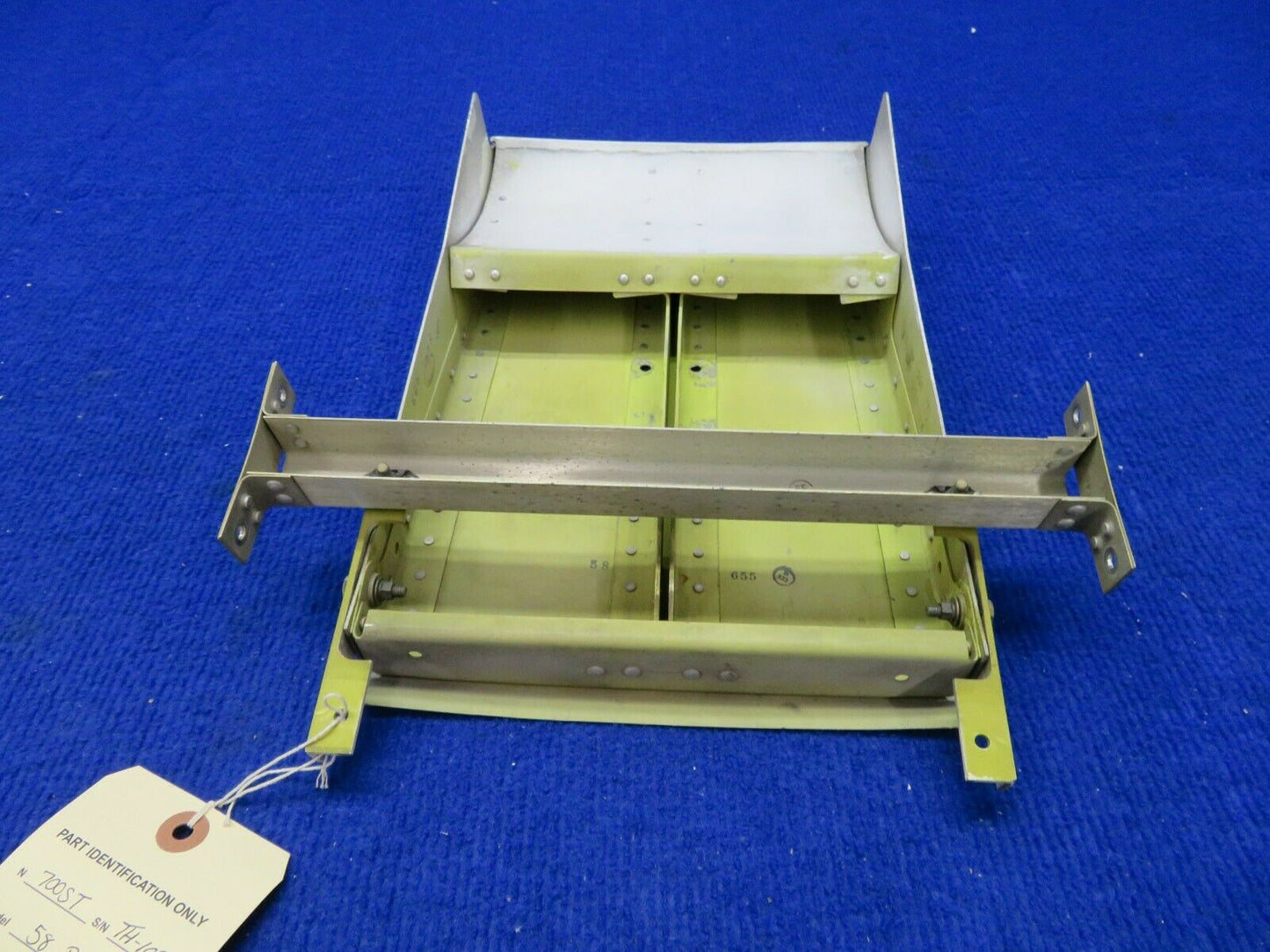 Beech 58 Baron Door Assy Condenser Environmental Air P/N 58-555029-1 (0322-555)