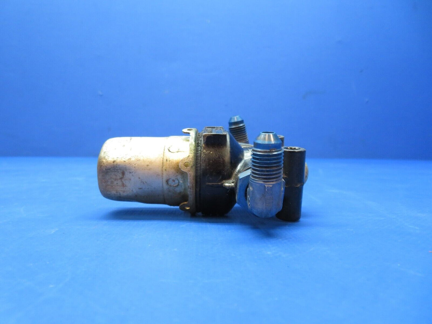 Cessna 310 / 310Q Bendix Fuel Filter Assy P/N AN6101-1 (0823-759)
