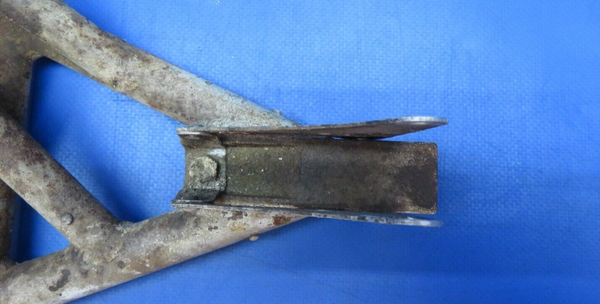 Cessna 401 Nose Gear Truss Assy Drag Brace P/N 5042002-1 (0523-224)