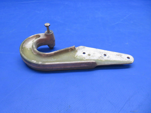 Cessna 310 / 310Q Inboard Gear Door Hinge P/N 0826005-4 (0823-638)