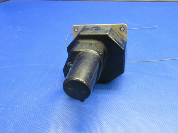Edo-Aire Mitchell Pitch Servo w / Bracket P/N 1C508-1-529P (0521-484)