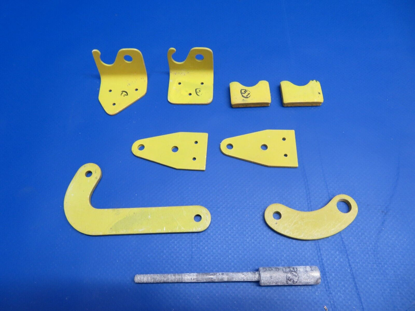 Commander 112 / 114 Engine Sensitivity Reduction Kit P/N CK-112-10 (0922-65)