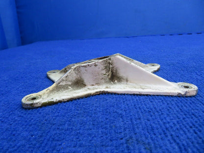 Piper Main Gear FWD RH Trunnion Fitting Casting # 67041-1 (0722-541)