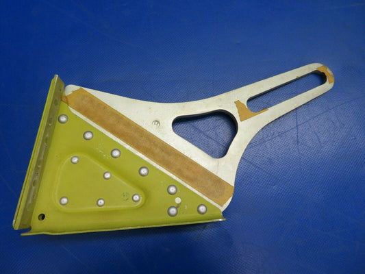 Piper Track Flap P/N 43764-001 NOS (0720-811)