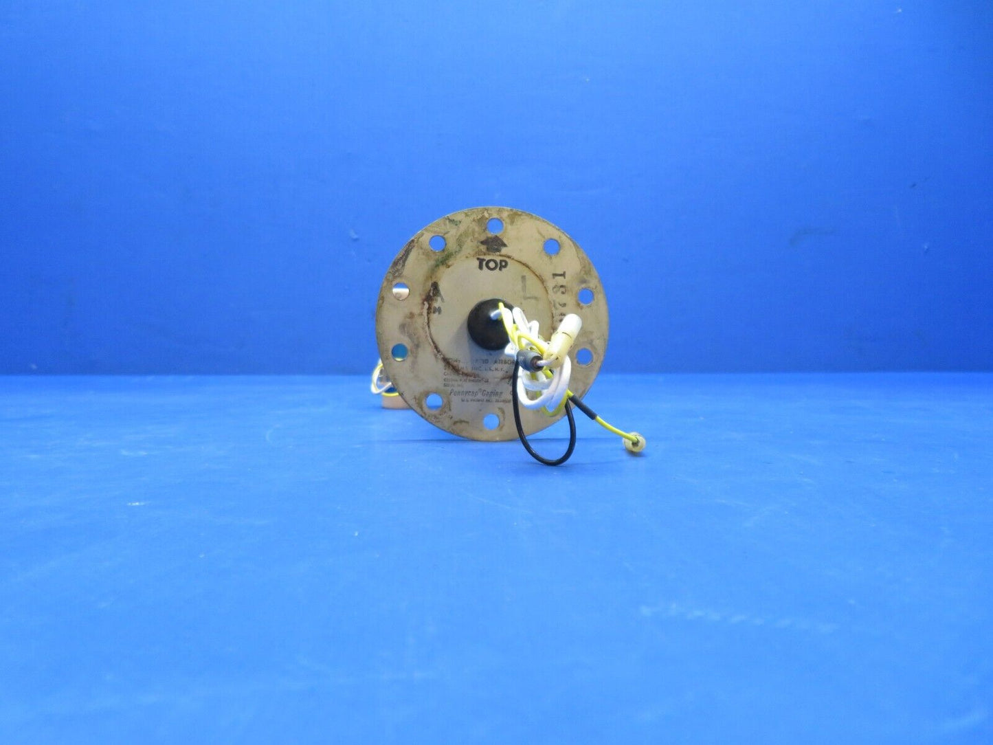 Cessna 310 / 310Q CAS OTBD Aux. Fuel Sensor LH P/N 9910082-14 (0823-668)