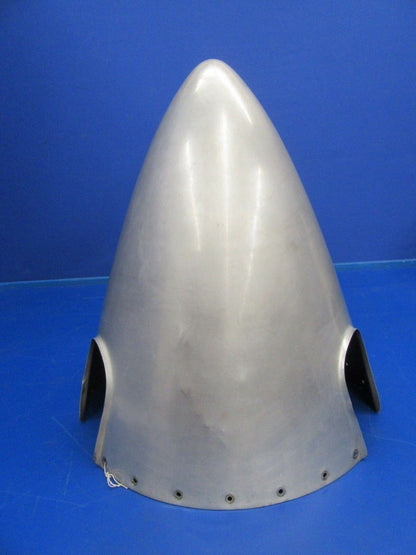 Embraer EMB-110 P2 Bandeirante Bandit Propeller Spinner (0918-269)