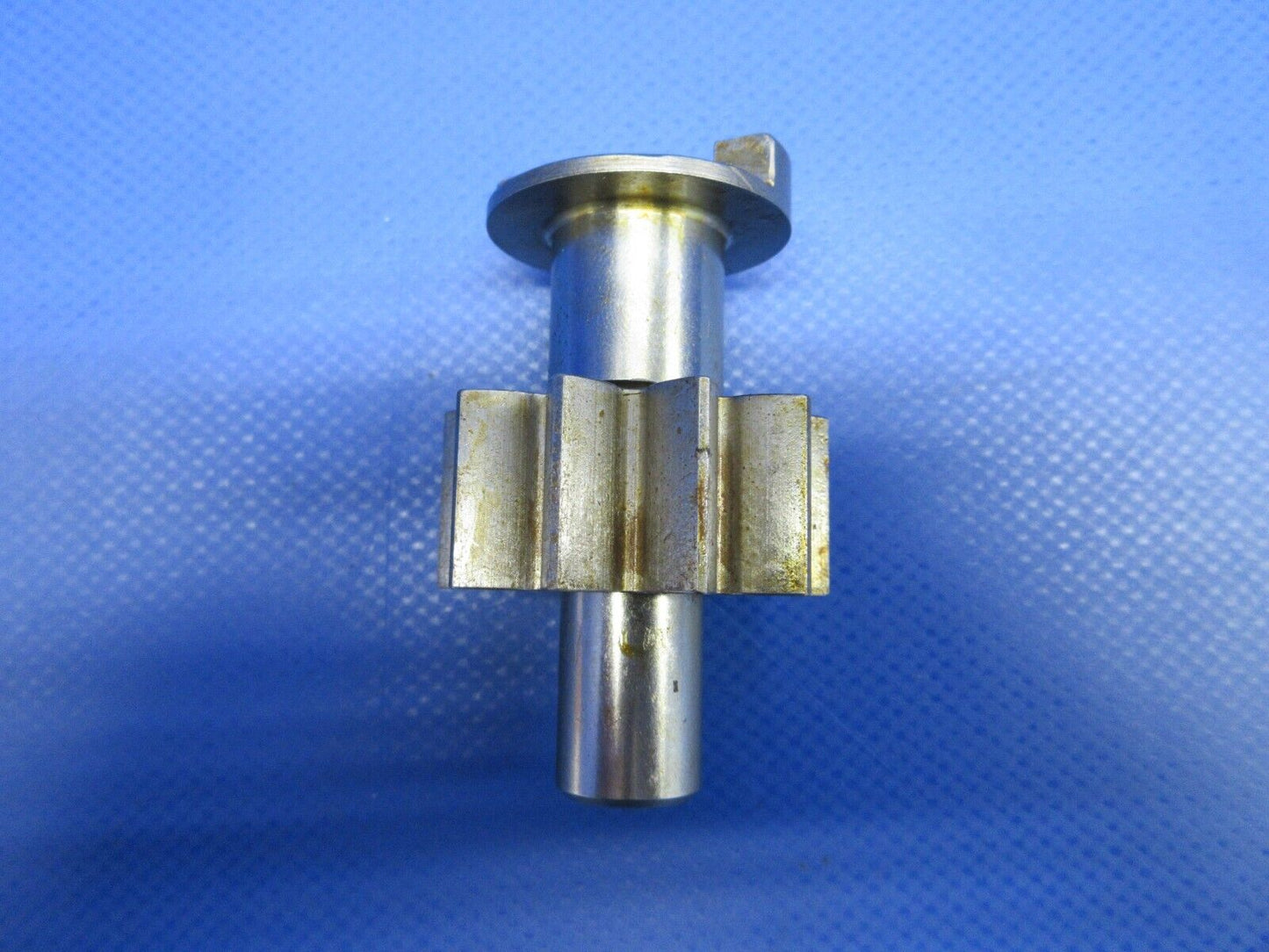 Lycoming Oil Pump Shaft & Gear P/N 61174 (0224-1674)