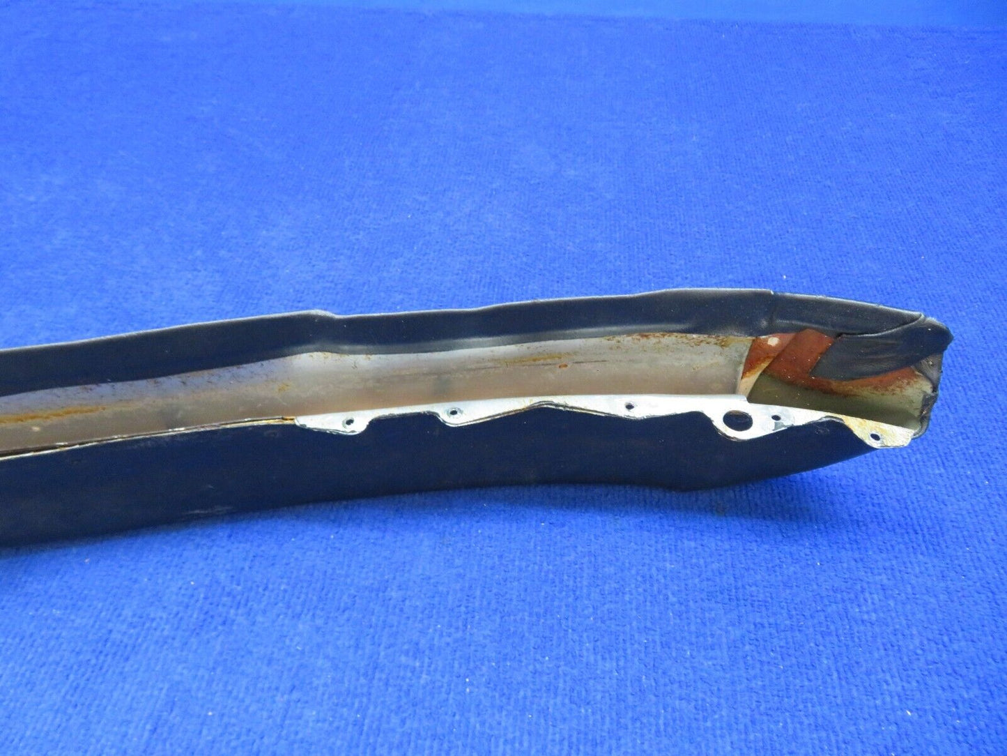 Piper PA-28R-200 Arrow Glareshield Assy P/N 99952-00 (0822-444)