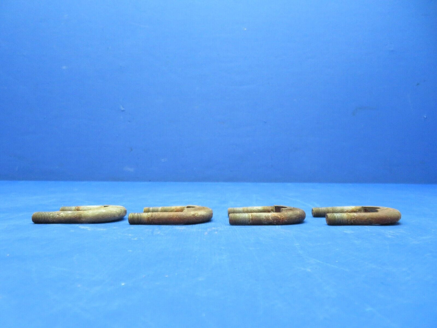 Cessna 310 / 310F Clamp A Main Gear P/N 0841000-6 LOT OF 4 (1123-347)
