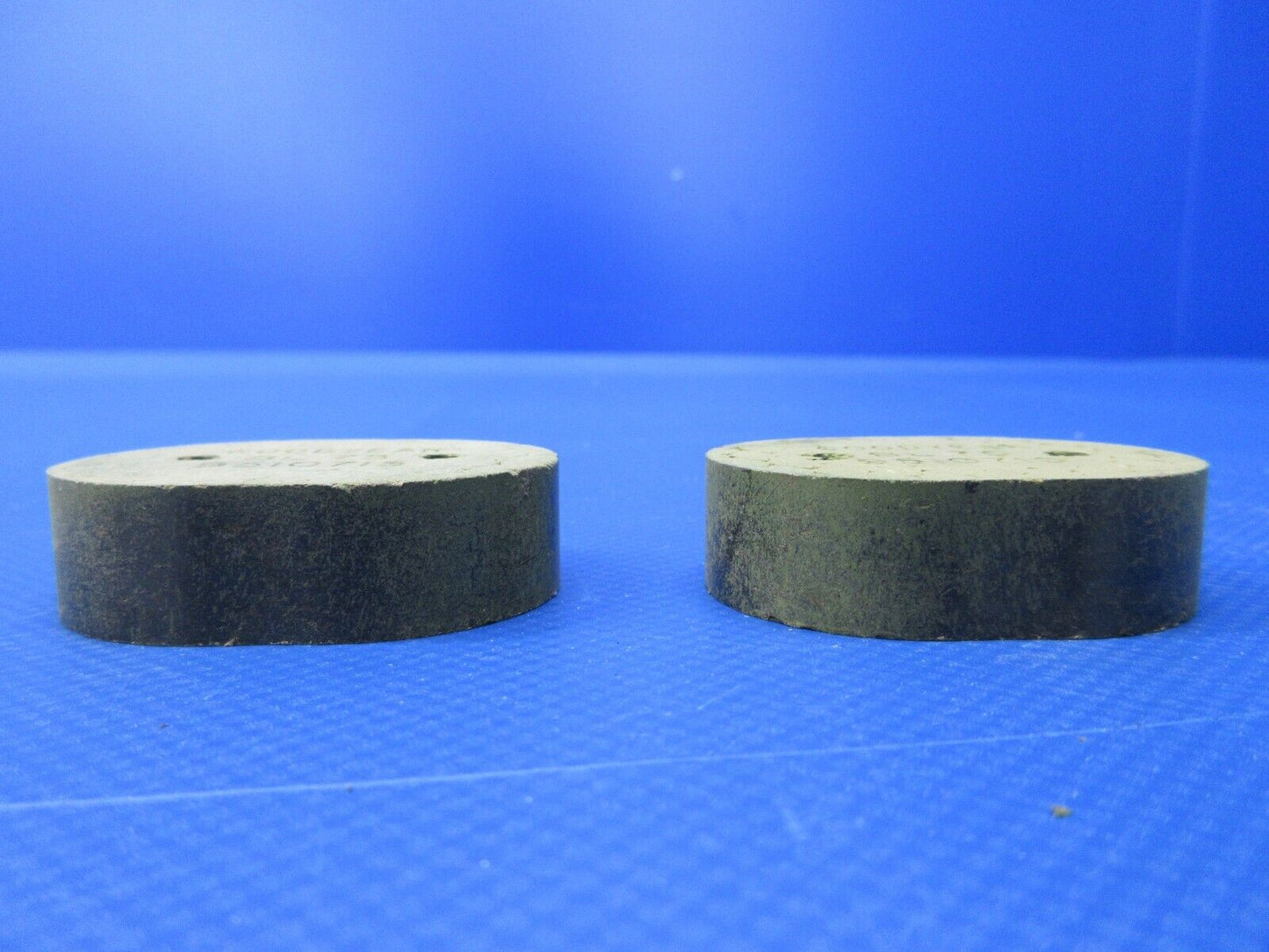 Goodyear Brake Lining P/N 9510715 LOT OF 2 NOS (0224-1270)