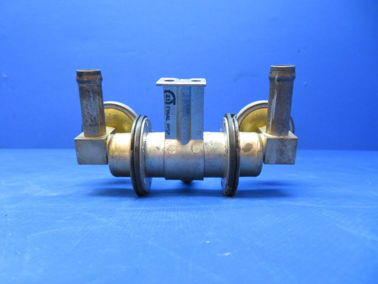 Airborne Piper PA-31P-350 Pressure Manifold P/N 1H24-12 CORE (0923-543)