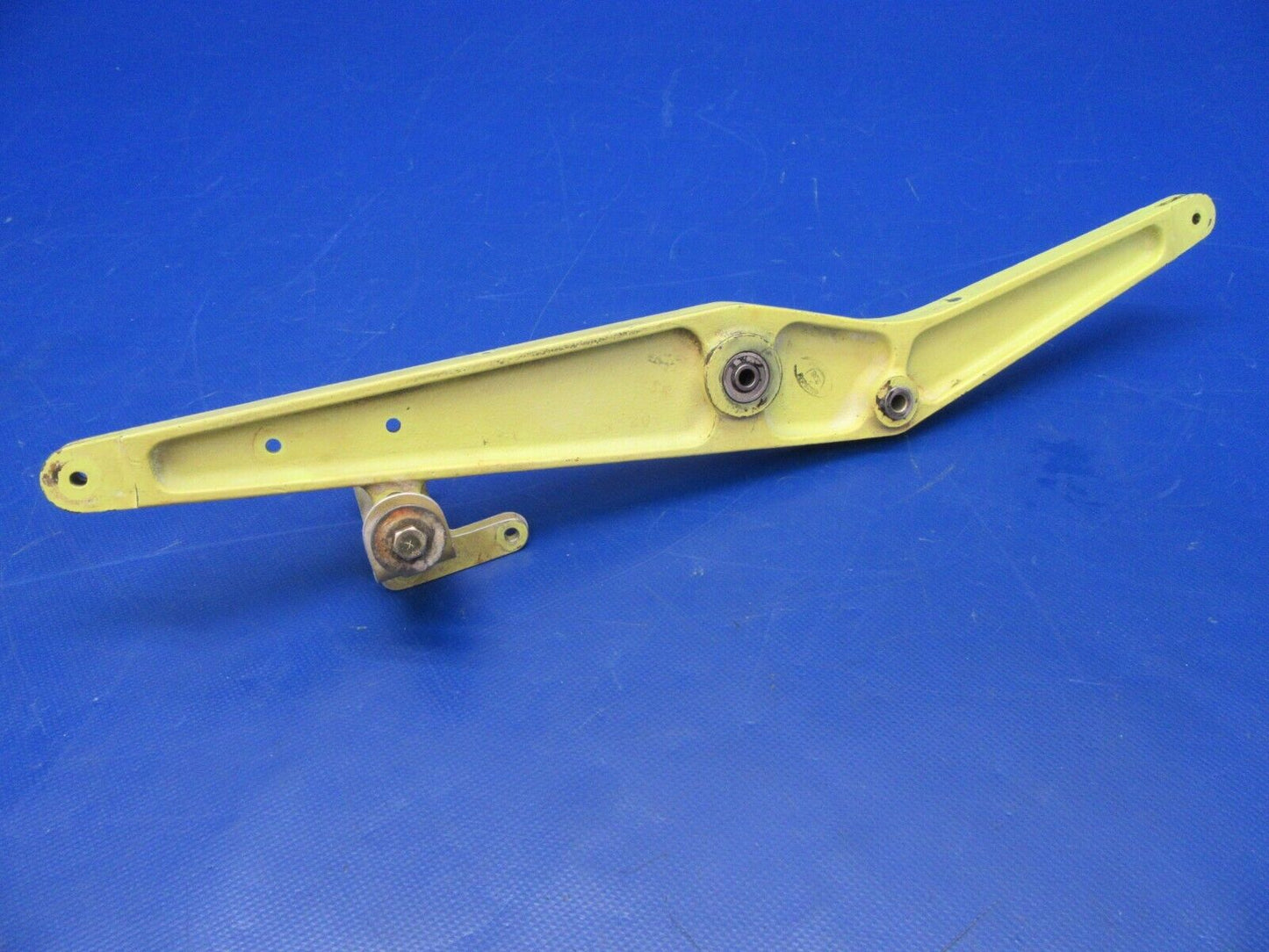 Beech Baron 58P Elevator Bellcrank Assembly P/N 002-524024-29 (0320-243)