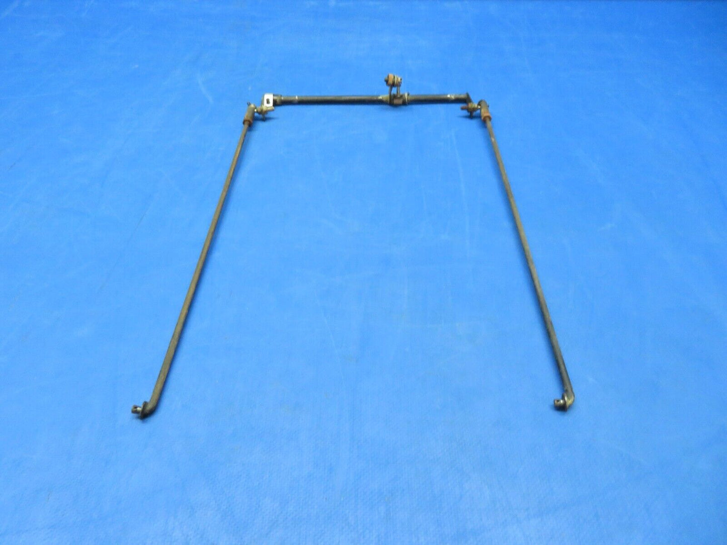 Piper PA-28R-180 Cabin Heat Valve Rods & Torque Tube P/N 67389-00 (1123-431)
