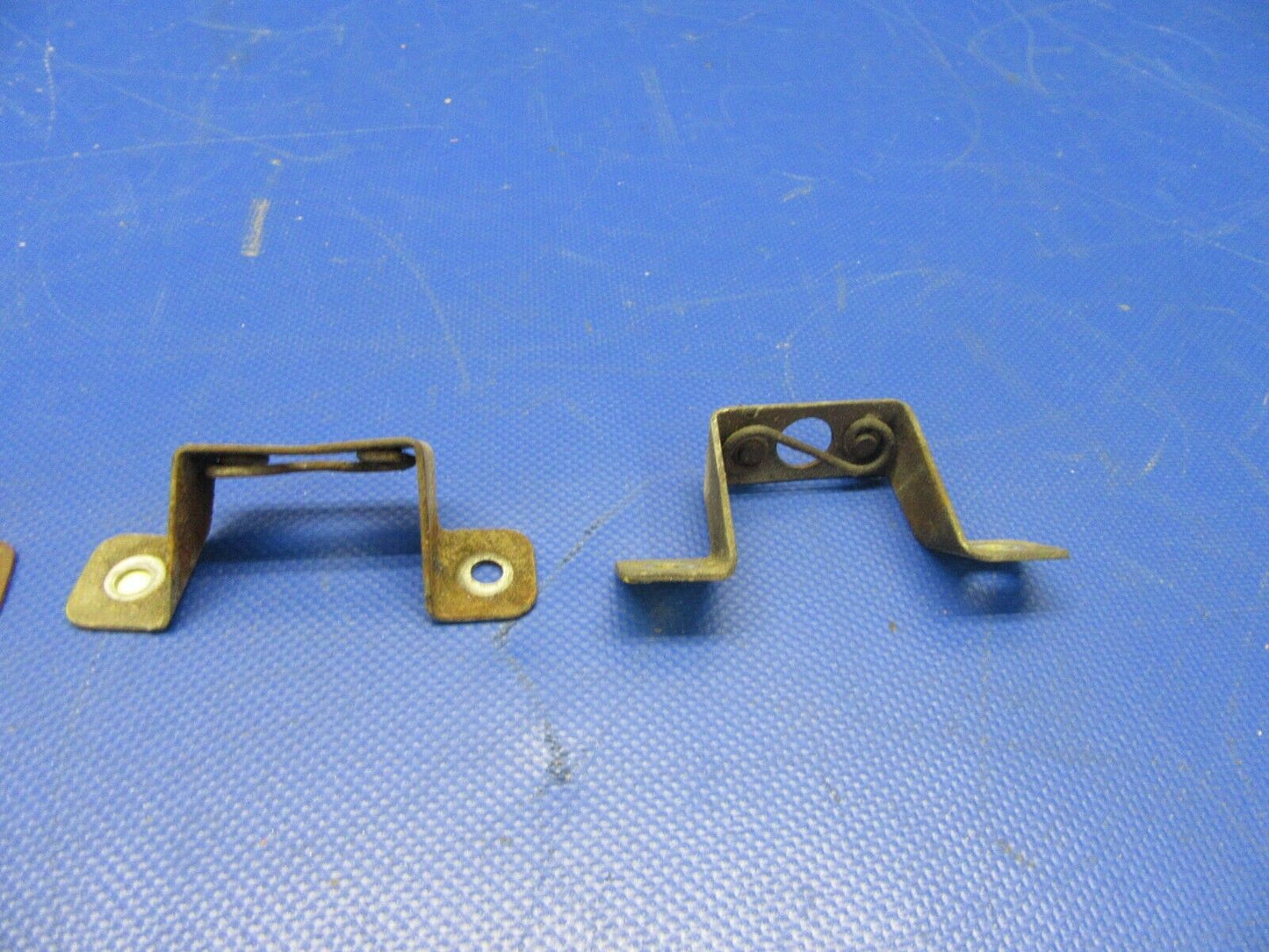 Beech F35 Cowl Fastener Bracket LH FWD CTR & AFT 35-910244 LOT OF 4 (1021-371)