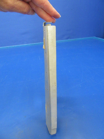 Cessna 182 Bulkhead P/N 0713634-3 NOS (0918-41)
