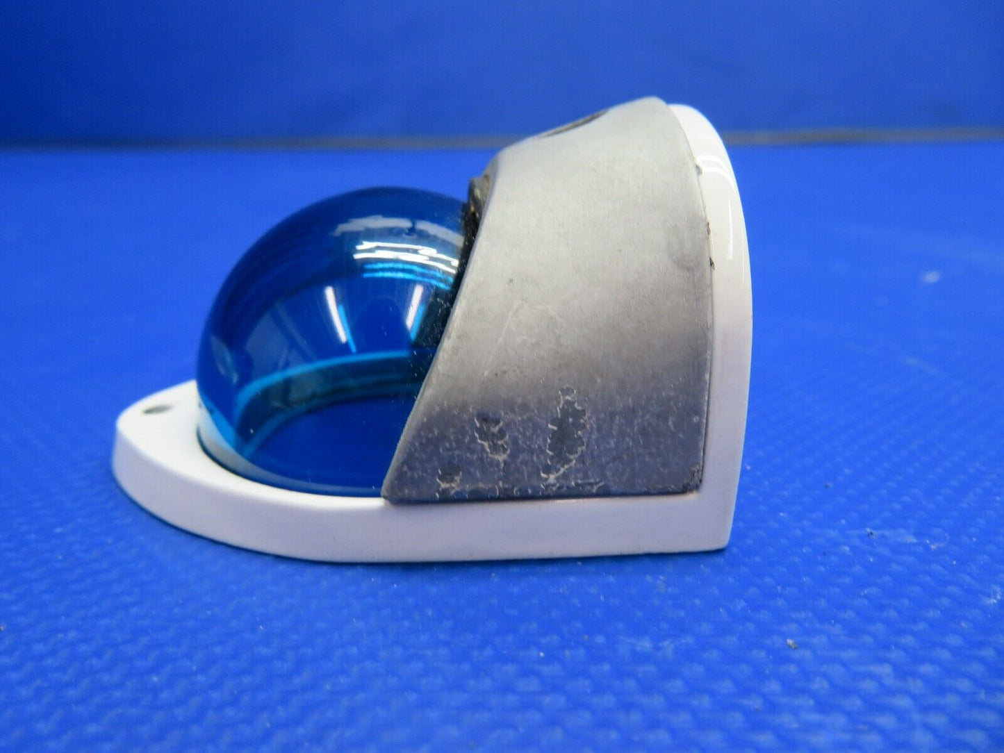 Rockwell Commander Grimes NAV Light RH Wing Blue Lens P/N A1815A-G-12 (0121-406)