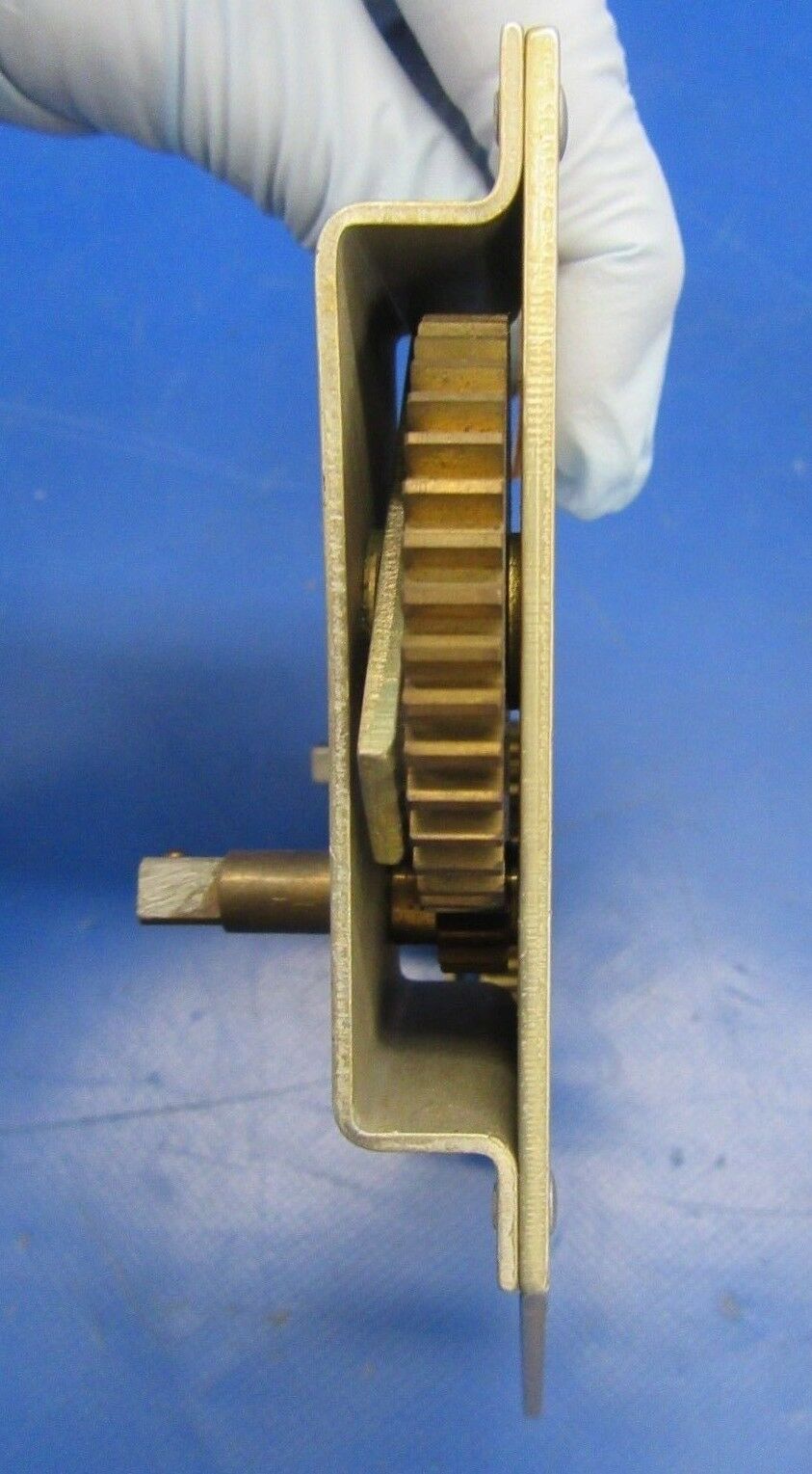Cessna 337 Skymaster Airborne Fuel Selector Gear Box Assy 1526002-1 (1218-264)