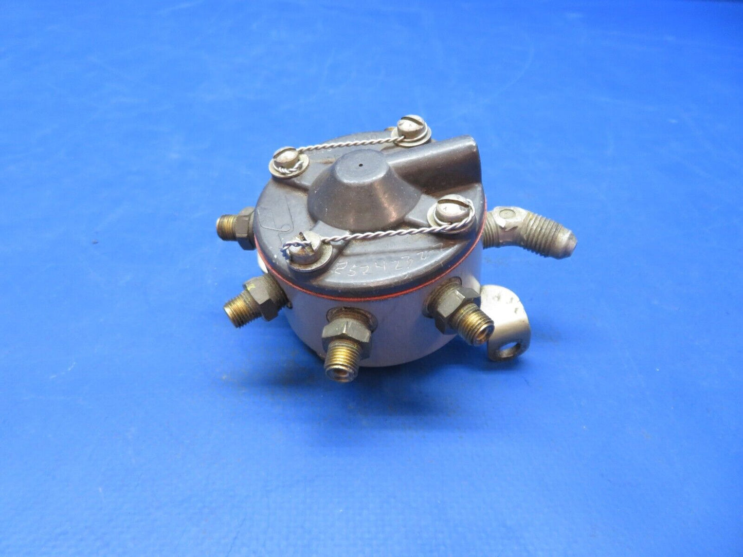 Lycoming TIO-540-U2A Fuel Manifold Assy P/N 79007 (0723-462)