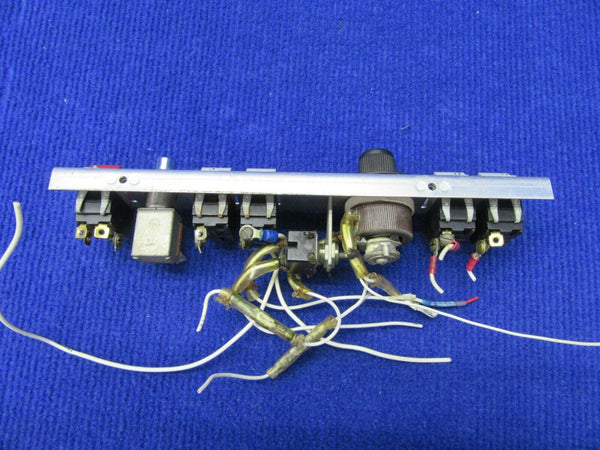 Piper PA-32-300 Cherokee Six Instrument Switch Panel P/N 487-868 (1121-417)