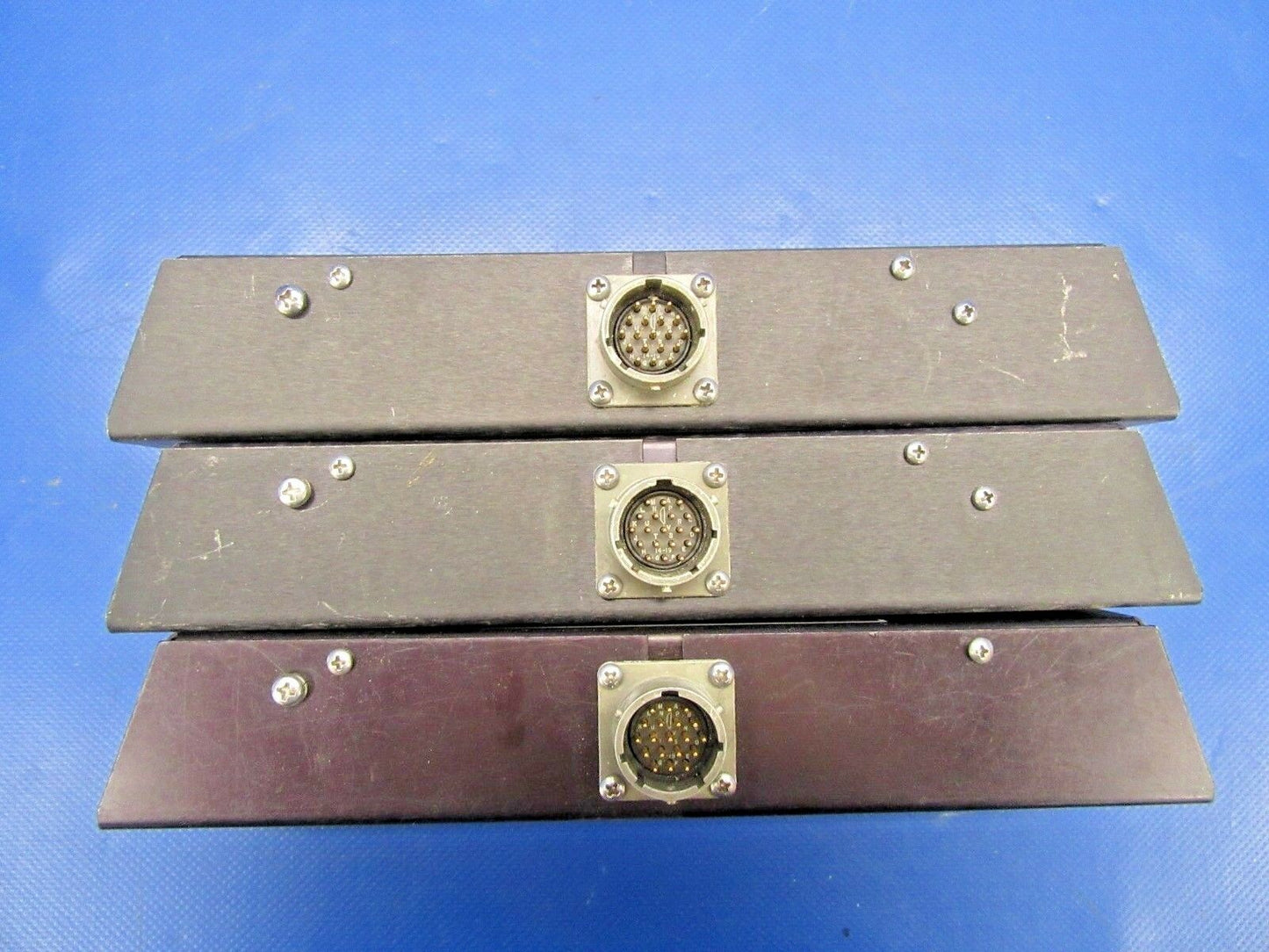 Avtech Corp Fluorescent Lamp Converter 28V P/N 6501-1 LOT OF 8 Cores (0918-319)