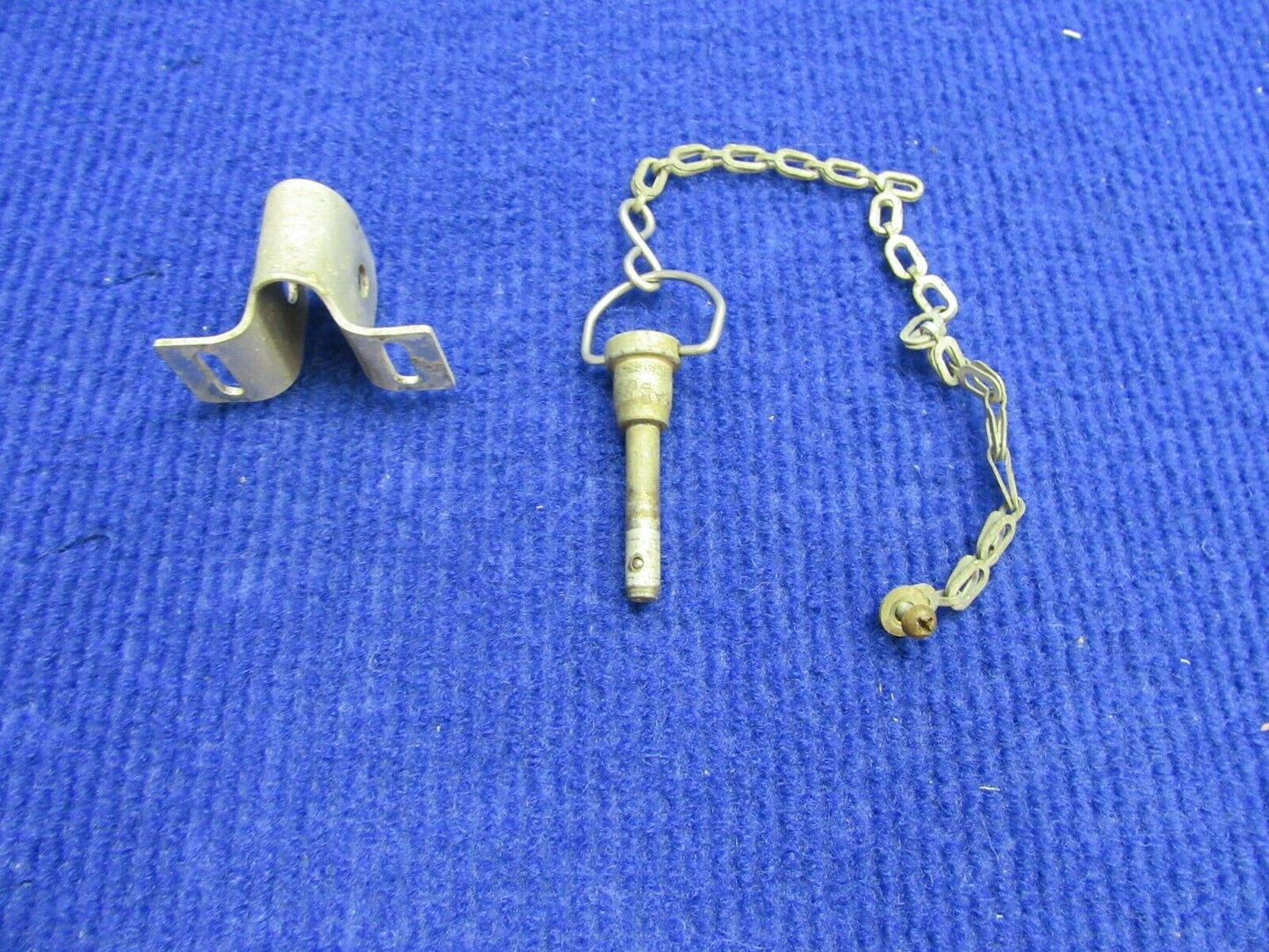 Beech Baron 95-B55 Bracket & Chain Nose Cone P/N 95-410040-29 (1121-538)