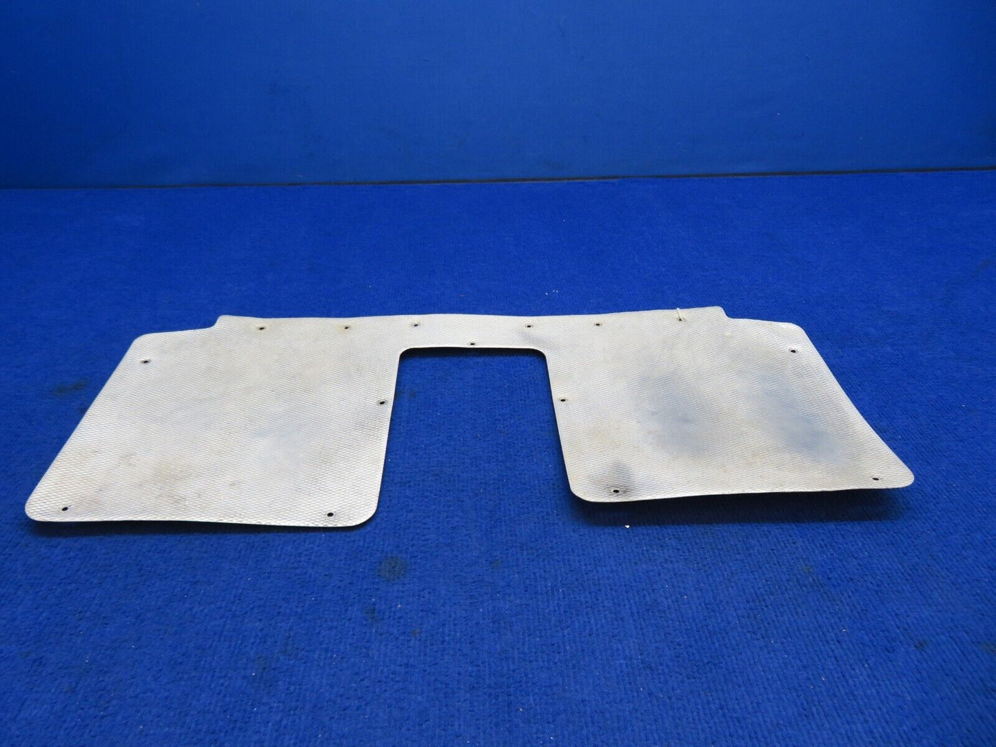 Cessna 150 / 150F Floorboard Scuffboard Plate P/N 0413026-4 (0822-381)
