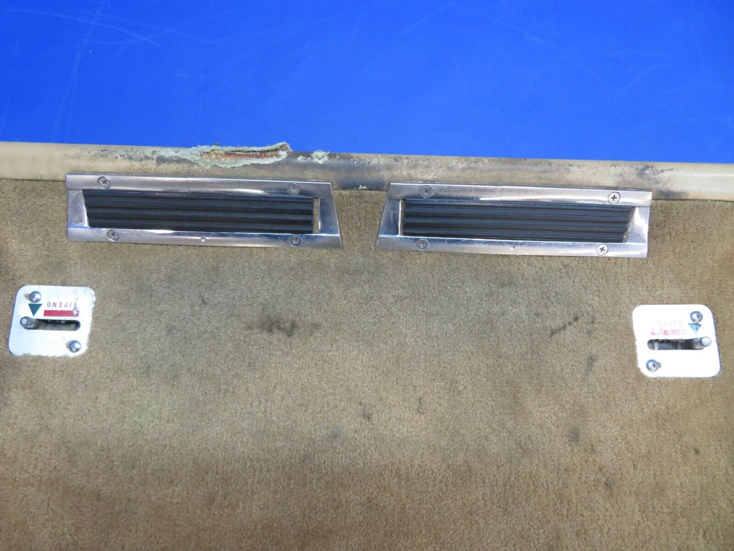 Piper Aerostar 602P LWR Main Cabin Door Assy P/N 824012-03 (0123-846)