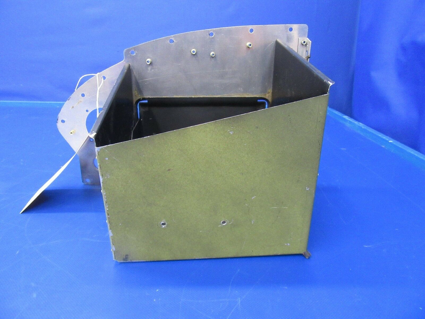 Piper Cherokee Six Glove Box P/N 69328-000, 69329-000 (0418-182)