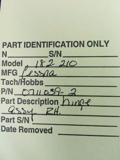 Cessna 182 - 210 Hinge Assy Cabin Door RH P/N 0711039-2 NOS (1216-41)