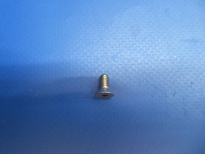 McCauley Propeller Screw P/N A1635-200 LOT OF 23 w/ 8130 NOS (0323-654)