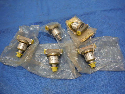 (One) Honeywell Solenoid/Magnetic Valve P/N G104D33A  (615-121)