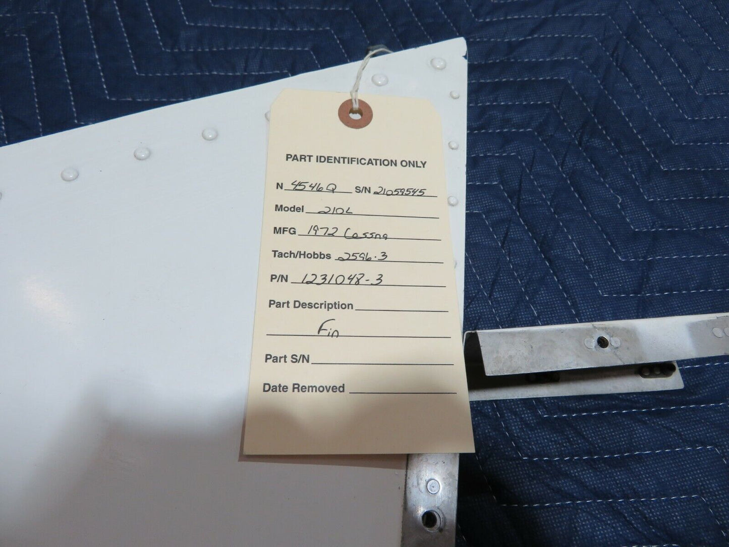 Cessna 210L Vertical Fin P/N 1231048-3 (0820-121)