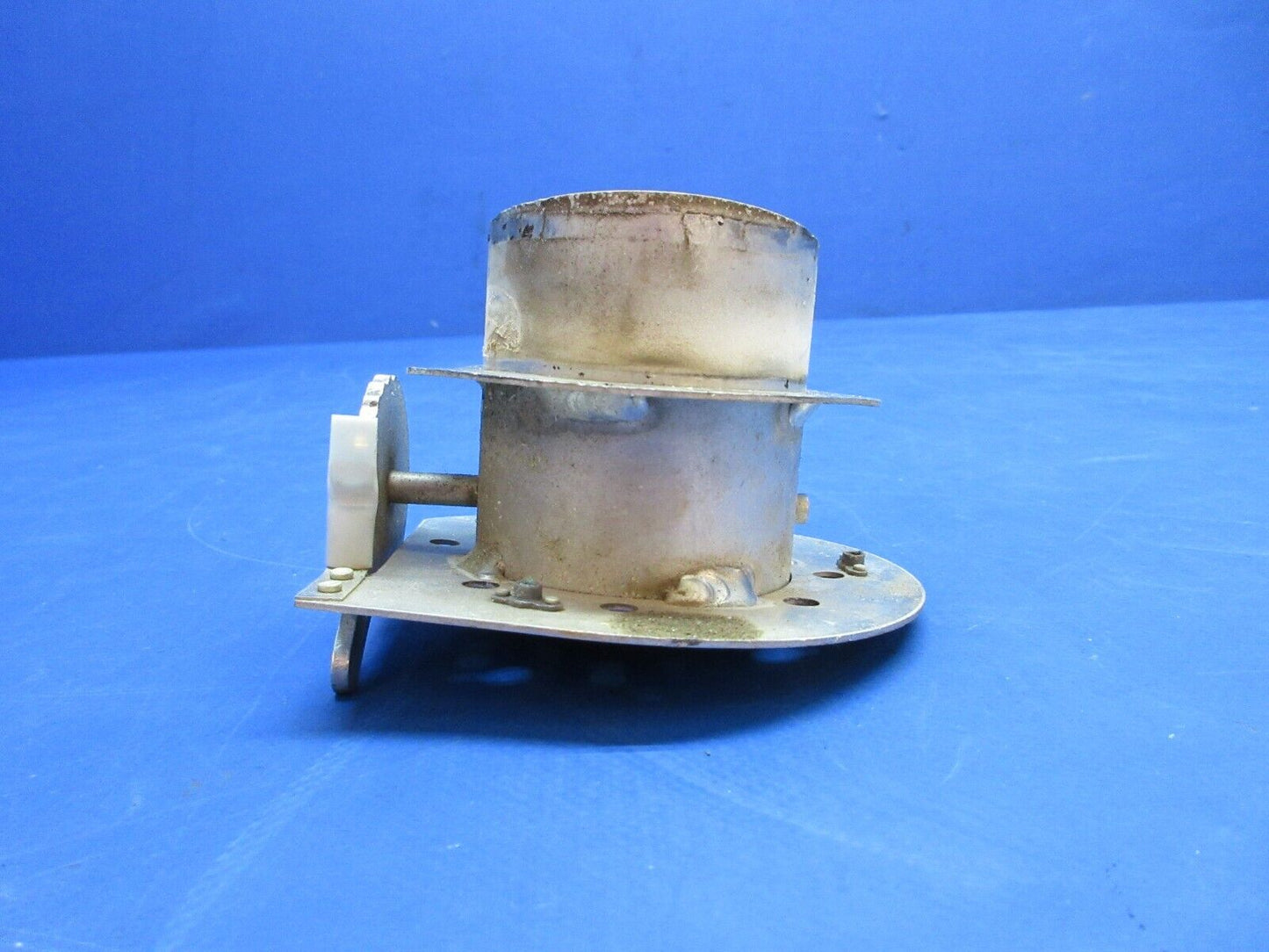 Piper PA-28-140 Air Vent Assy LH AFT w/ Cup & Flange P/N 68556-00 (0823-173)