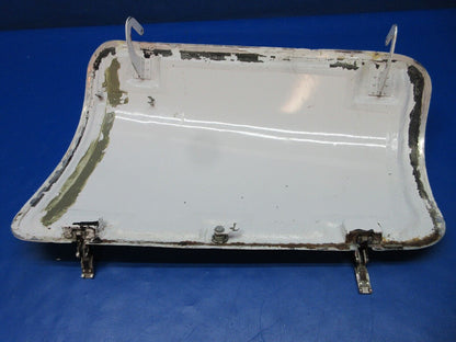 Cessna 401 / 401A LH Nose Baggage Door Assy P/N 5013107-59 (1223-1484)