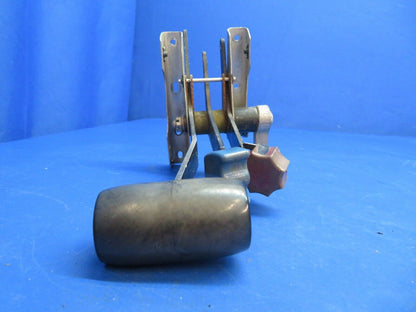 Piper PA-28-201T Dakota Engine Control Quadrant Assy P/N 67210-04 (1222-692)