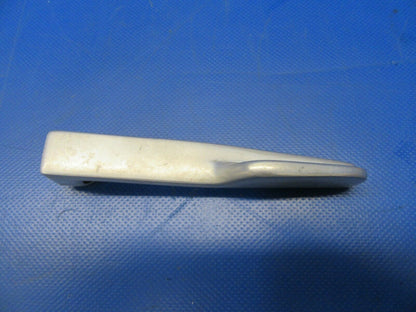 Cessna 310P Cabin Door Handle 0811490-88 5111559-3 (0819-187)