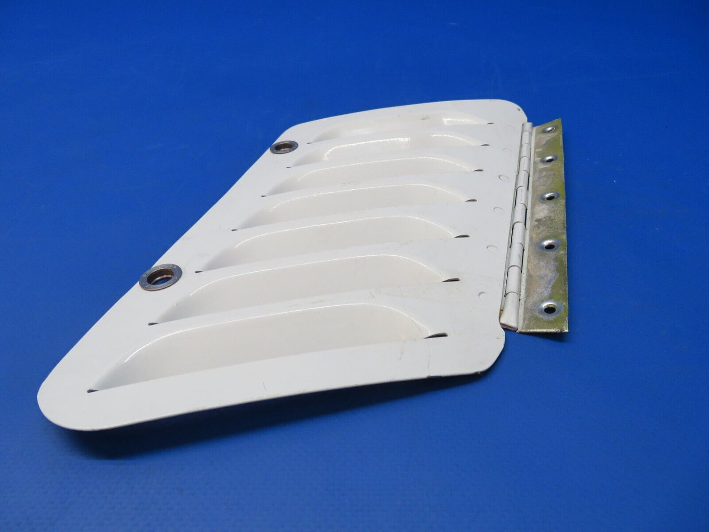 Piper PA-28-201T Dakota RH Cowl Door Assy P/N 35742-33 (1222-341)