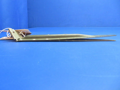 Cessna Hinge Assy - Cabin Door P/N 0511106-107 NOS (1122-631)