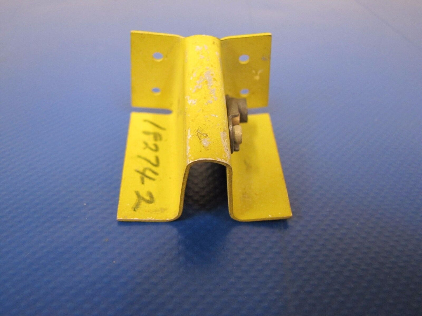 Piper Bracket Assy Main Gear NOS P/N 18274-002 (0317-184)