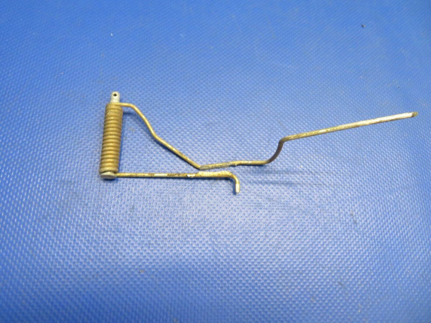 Cessna 182D Arm Rudder Trim Wheel Indicator Arm P/N 0713095-1 (0821-382)