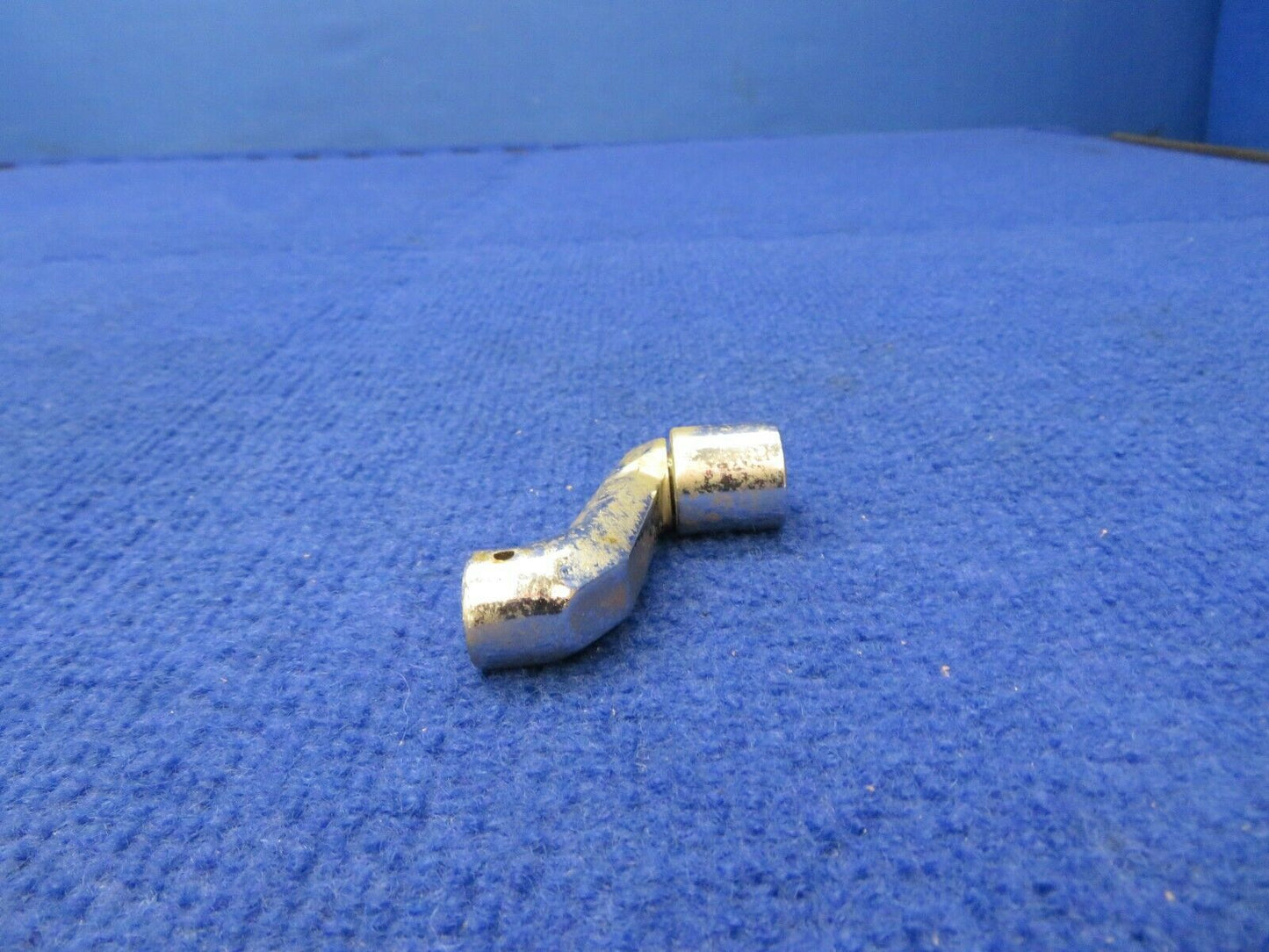 Cessna 210 Handle Seat Back Adjust P/N 0514121-2 (0422-488)