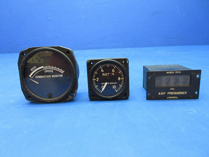 Beech Aircraft Instruments MAN CAVE / Decoration LOT OF 9 (0823-119)