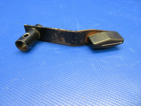 Piper PA-32R-300 Lance Fuel Selector Lever P/N 69088-05 (0121-187)