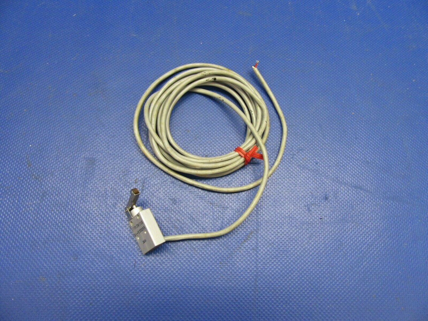 Licon Switch P/N 65-330055 NOS (1021-438)