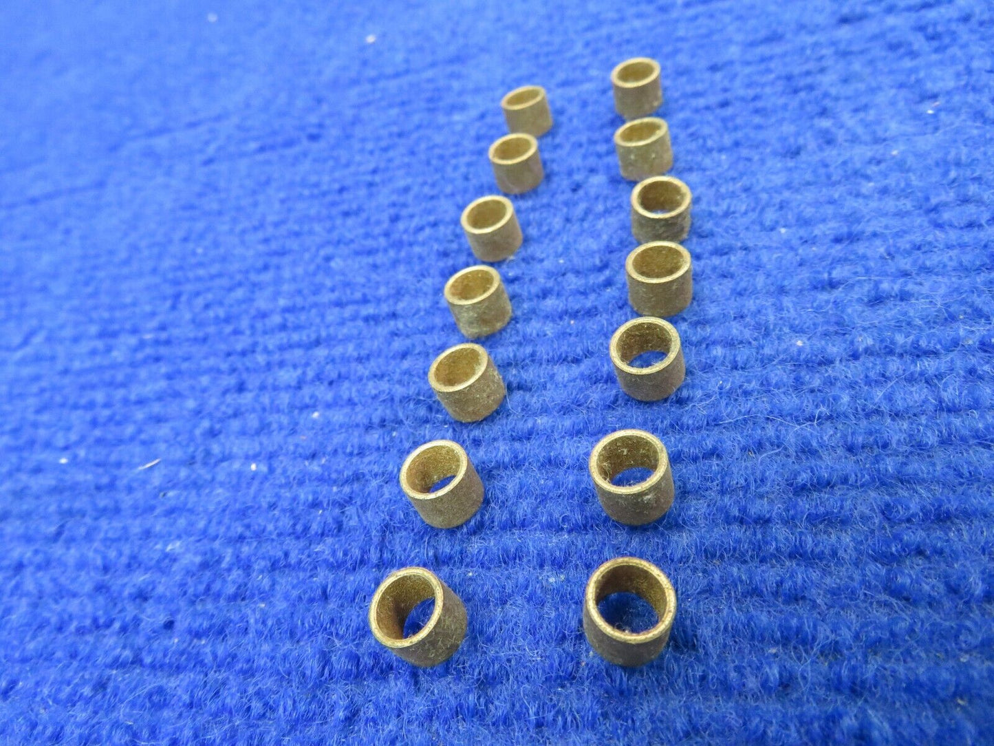 Bearing P/N S10039A LOT OF 14 NOS (0522-85)