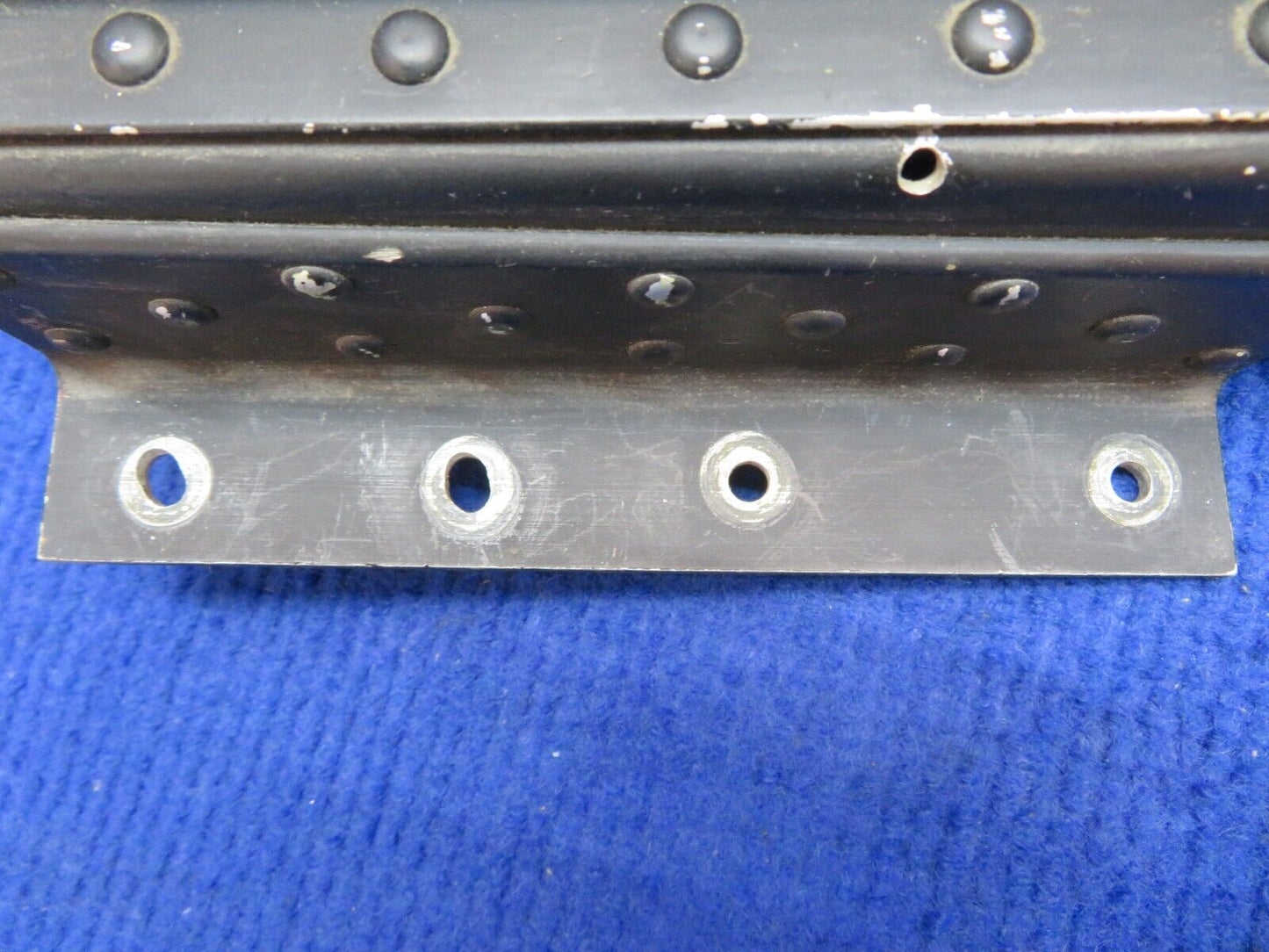Cessna 310 LH Outboard Seat Track P/N 0812981-9 (0722-300)