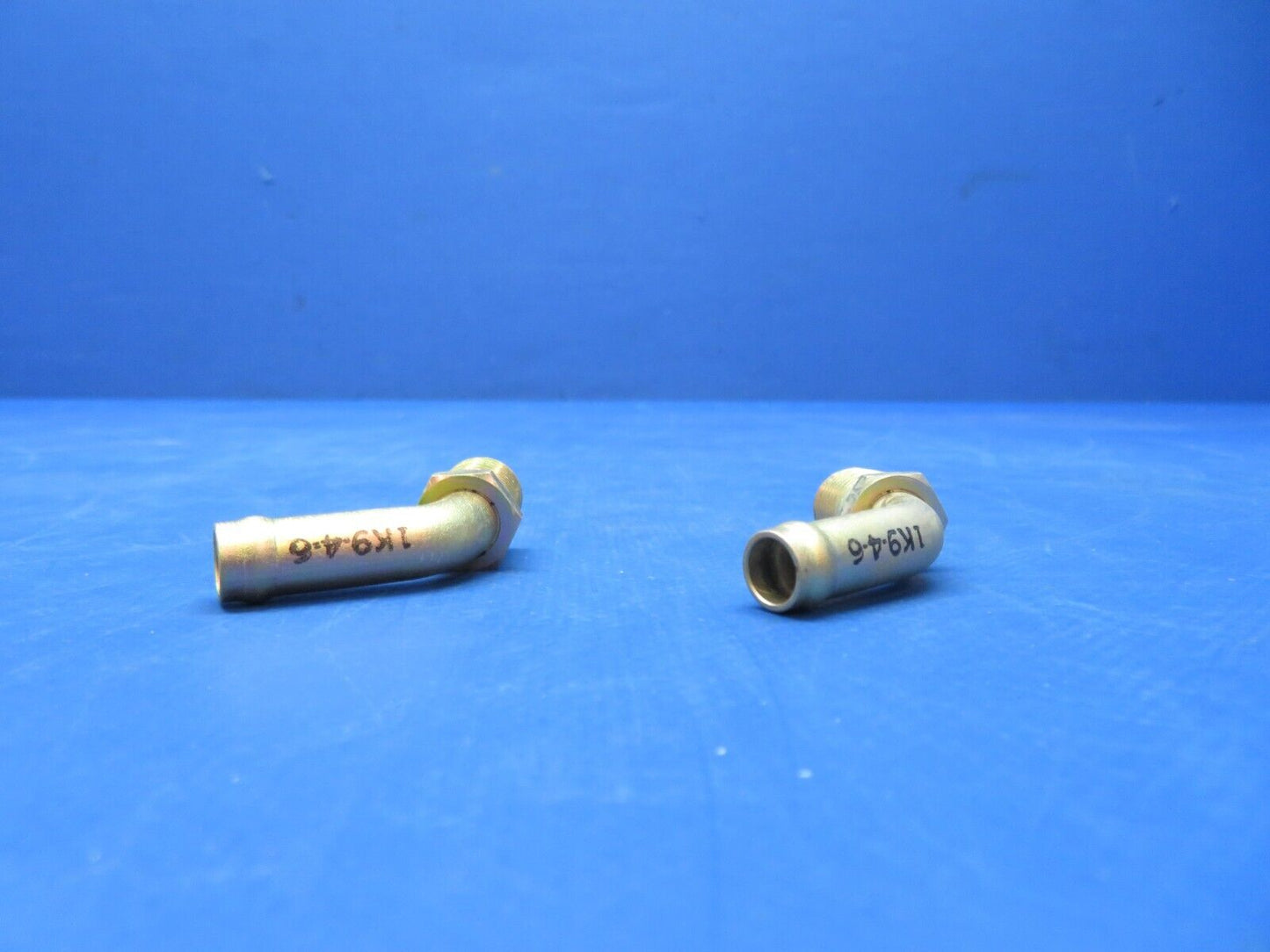 Tempest Fitting 60 Degree P/N 1K9-4-6 LOT OF 2 NOS (0923-568)