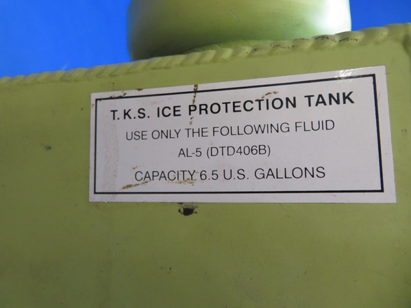 Beech 95-B55 Baron TKS Ice Protection Fluid Tank P/N 09921-01 (0523-976)